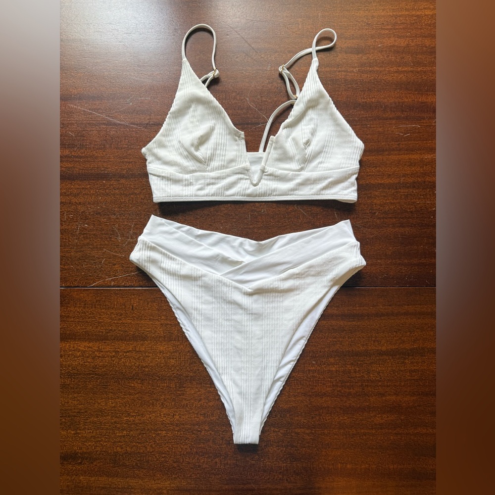 NWT LSpace - White Ribbed Bikini Set - XL